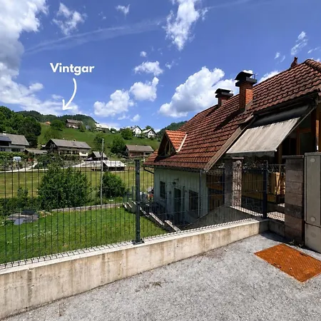 Apartma Arja